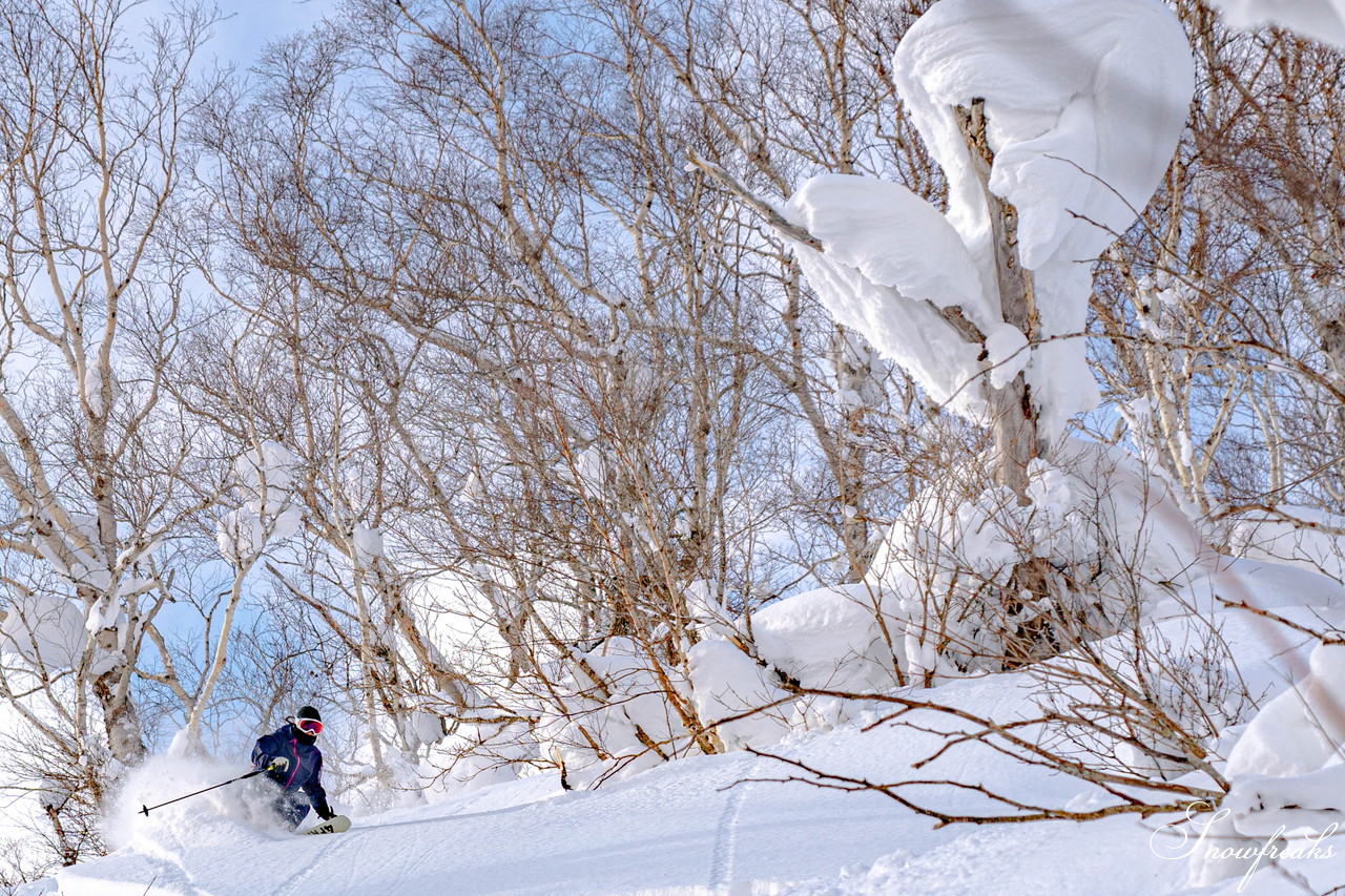 標高1,023ｍ。手稲山を知り尽くしたプロスキーヤー・中西太洋さんと行く、“マザーマウンテン”フォトセッション(^_-)-☆